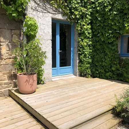 Gites De La Touche Aux Pourvoirs Combourg Exterior photo